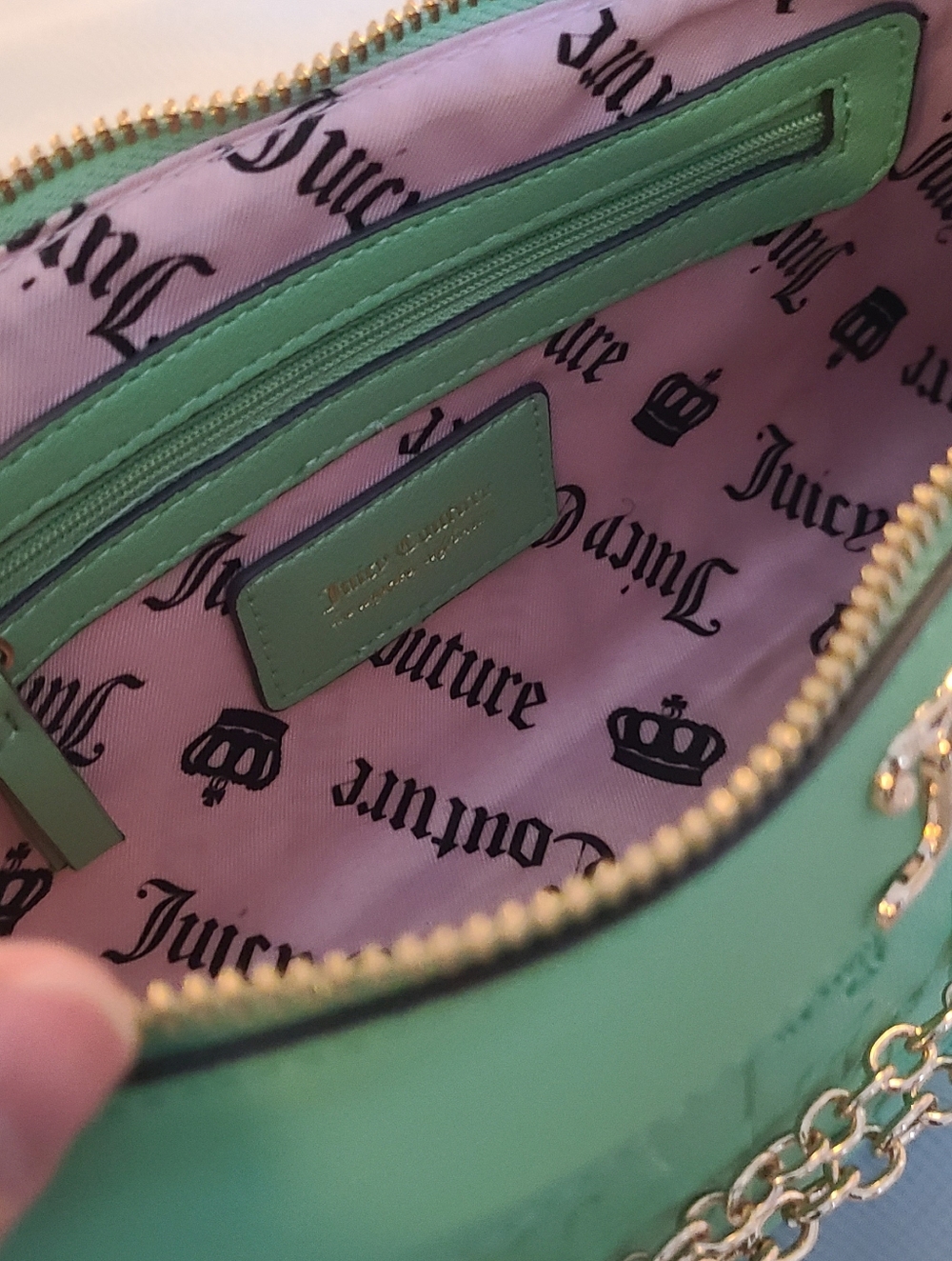 NWOT Juicy Couture Embossed Mint Green Shoulder Bag with Gold Chain - Picture 8 of 15
